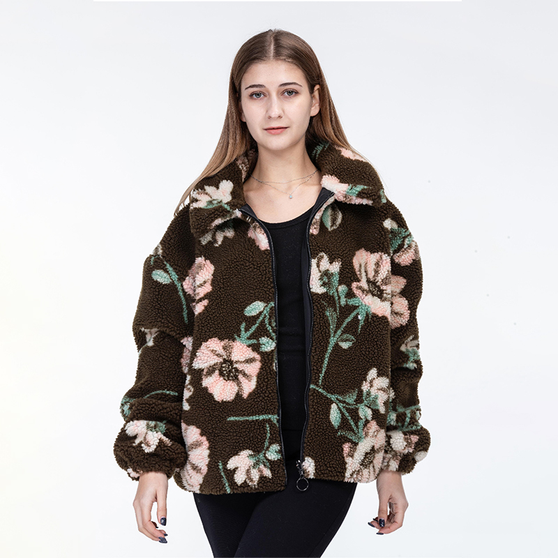 Fauxfur jktfleece w flower jacquard